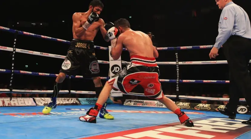 Crolla v Linares II odds