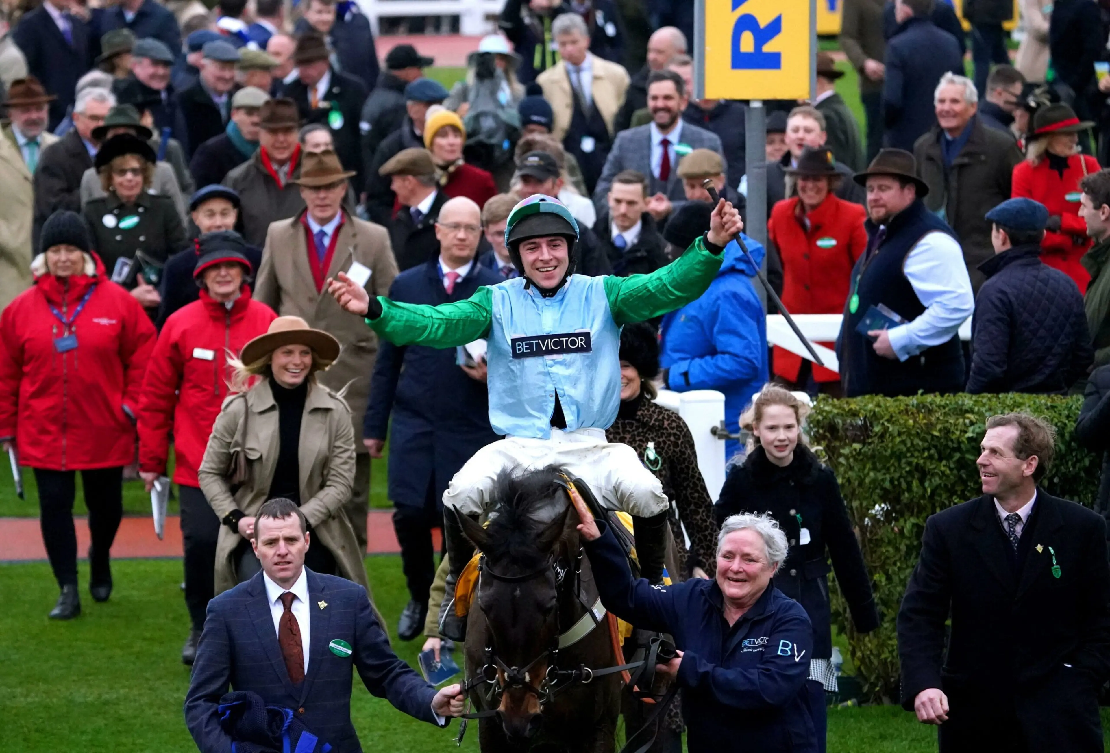 cheltenham festival st patrick's thursday
