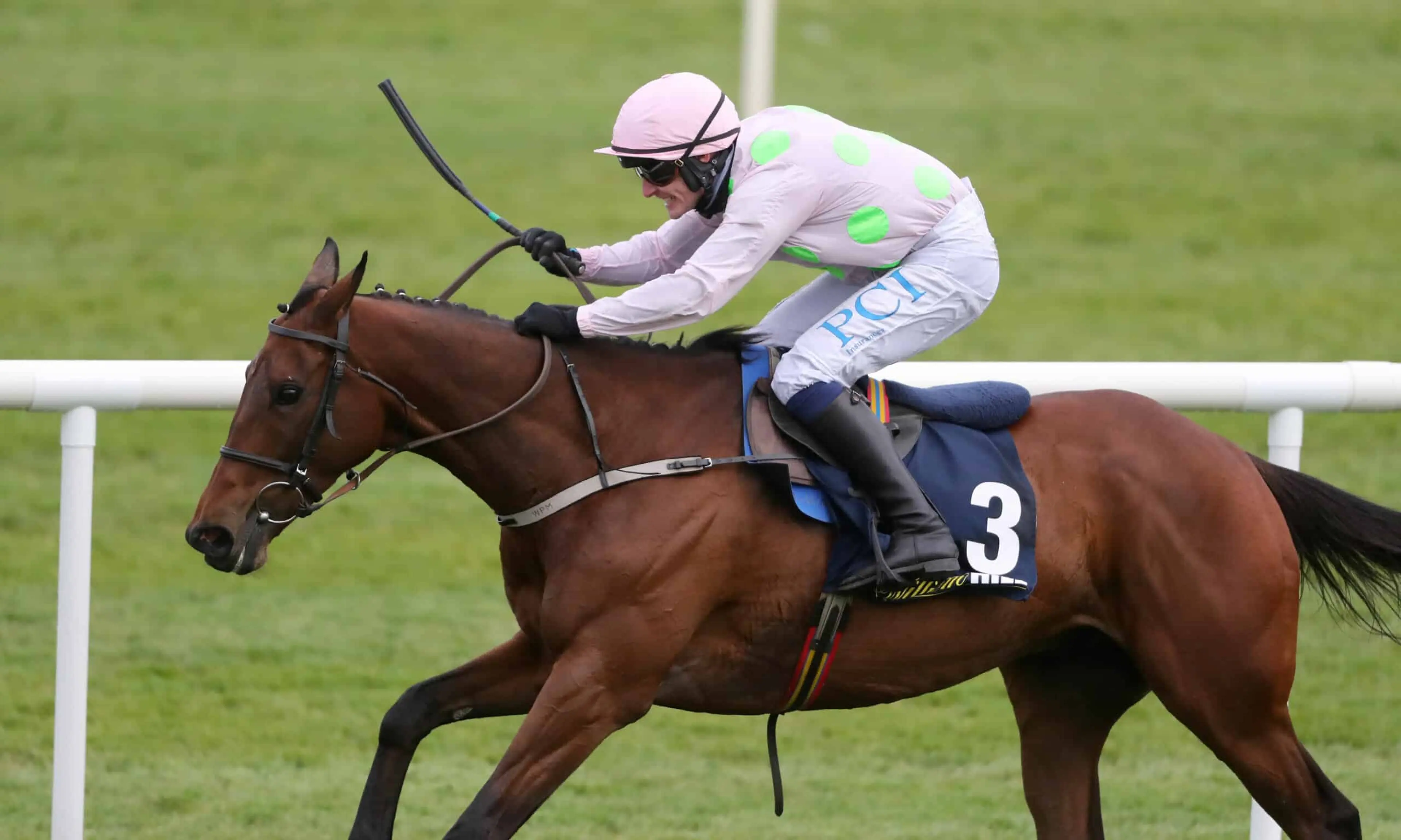 Chacun Pour Soi, Paul Townend