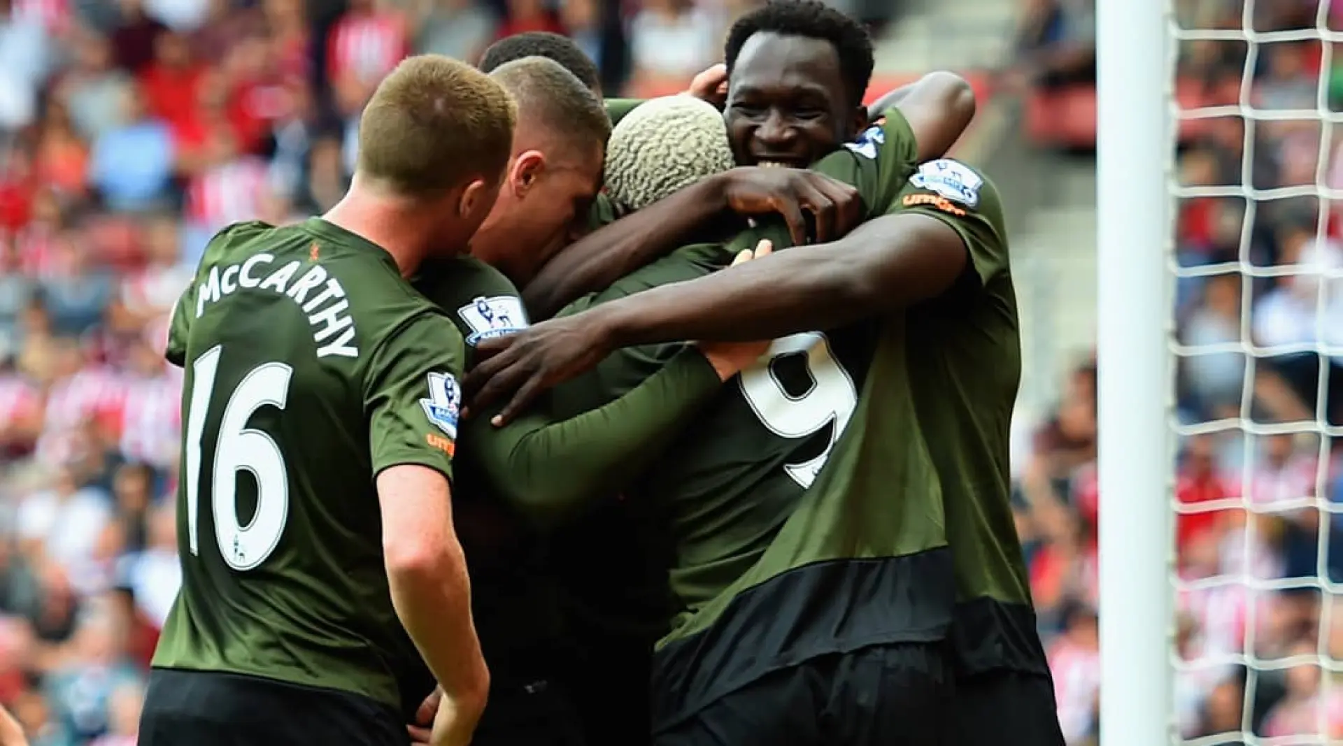 Everton celebrate during their 3-0 victory at Southampton