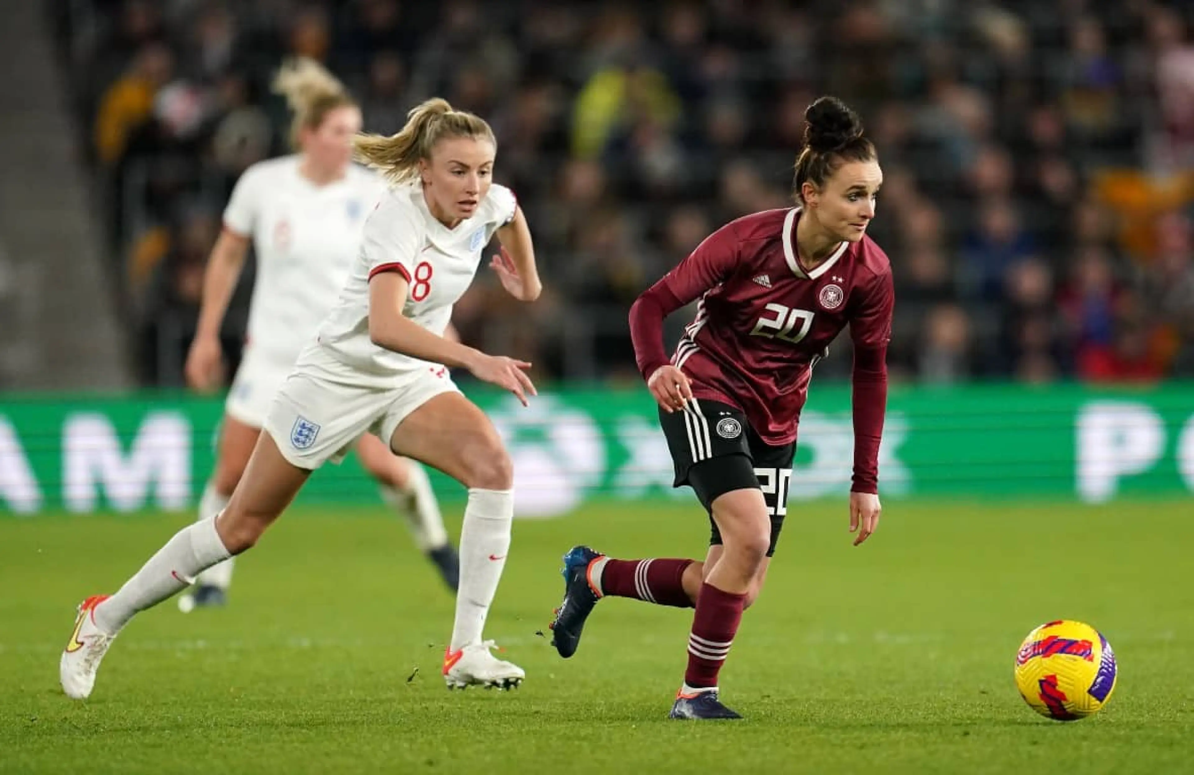 Leah Williamson, Lina Magull, England v Germany
