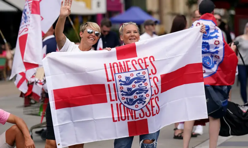 England Lionesses fans