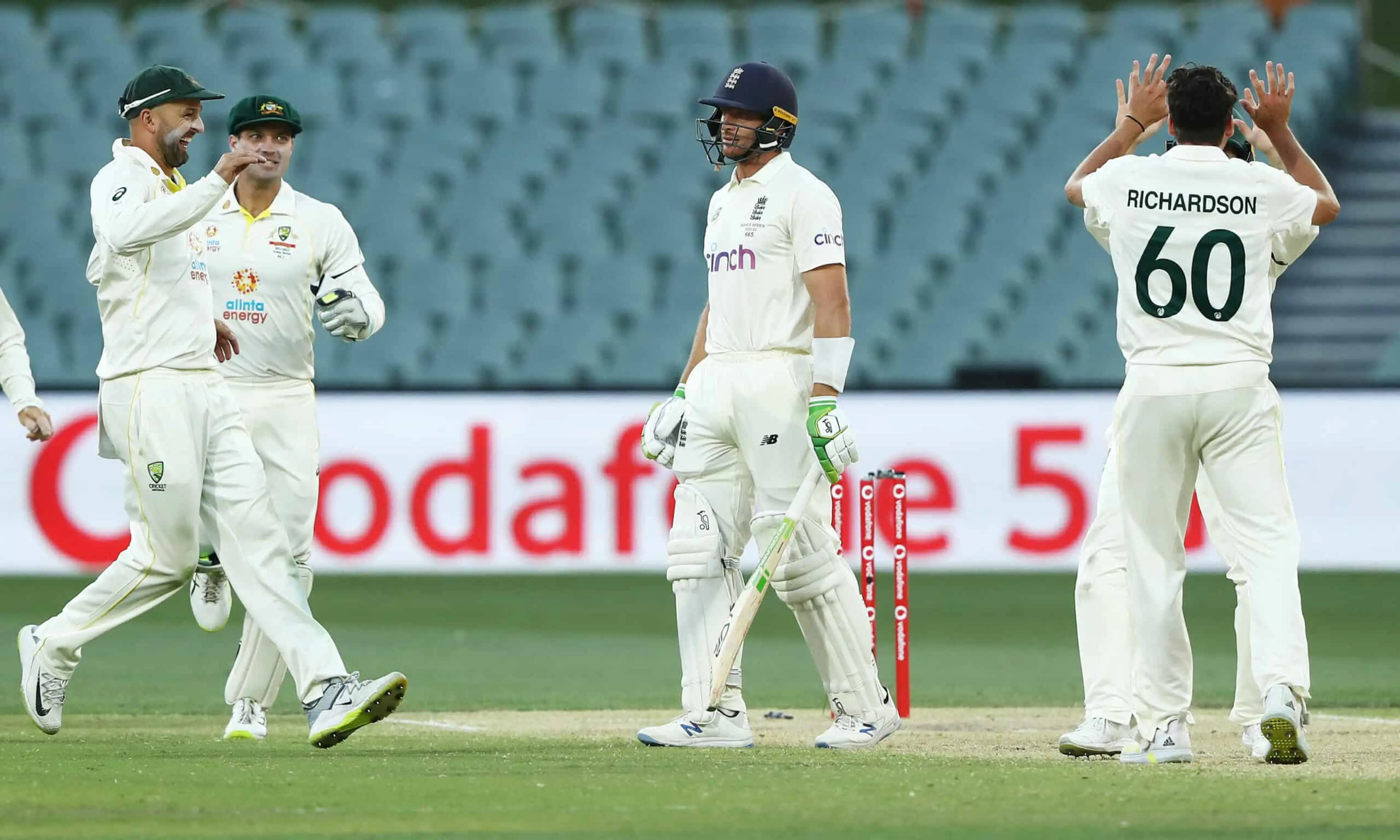Jos Buttler, Ashes betting