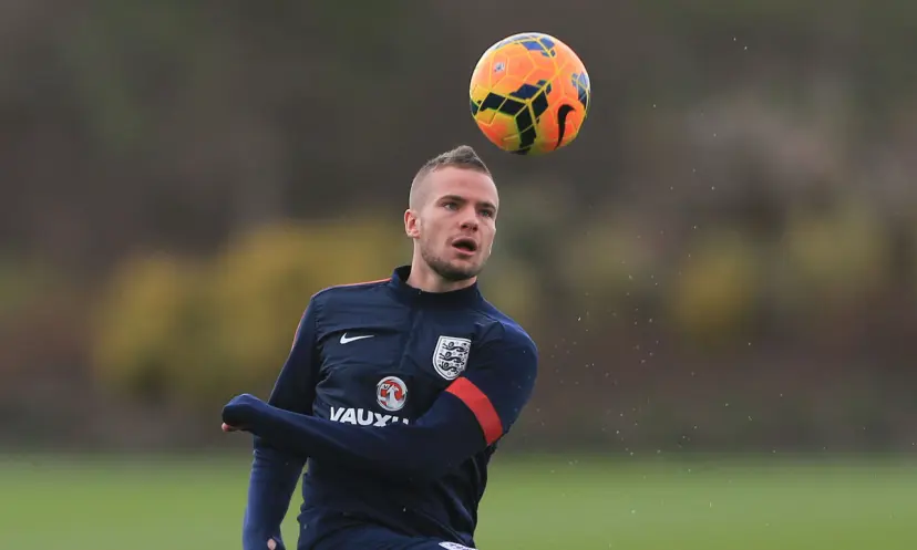 Tom Cleverley, England training