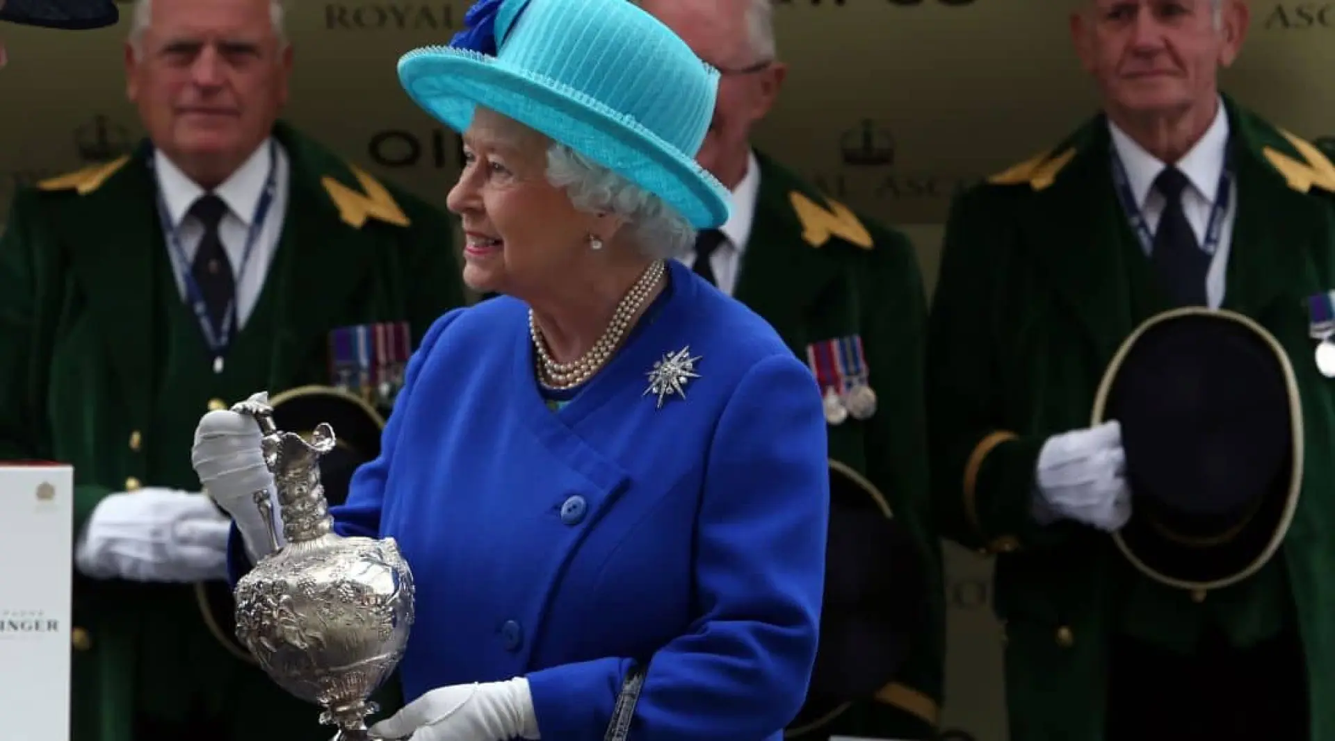 Queen's Hat odds